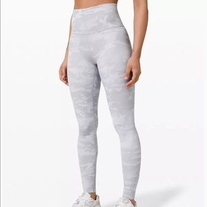 Wunder Under High-Rise Tight 28” Luxtreme